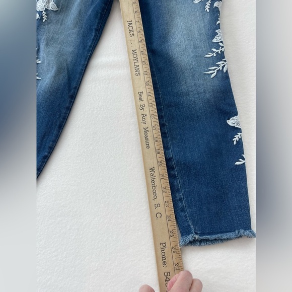 KUT Women's Janet Blue Ankle Skinny Jeans With Embroidery Size 8 91% cotton - Picture 4 of 8